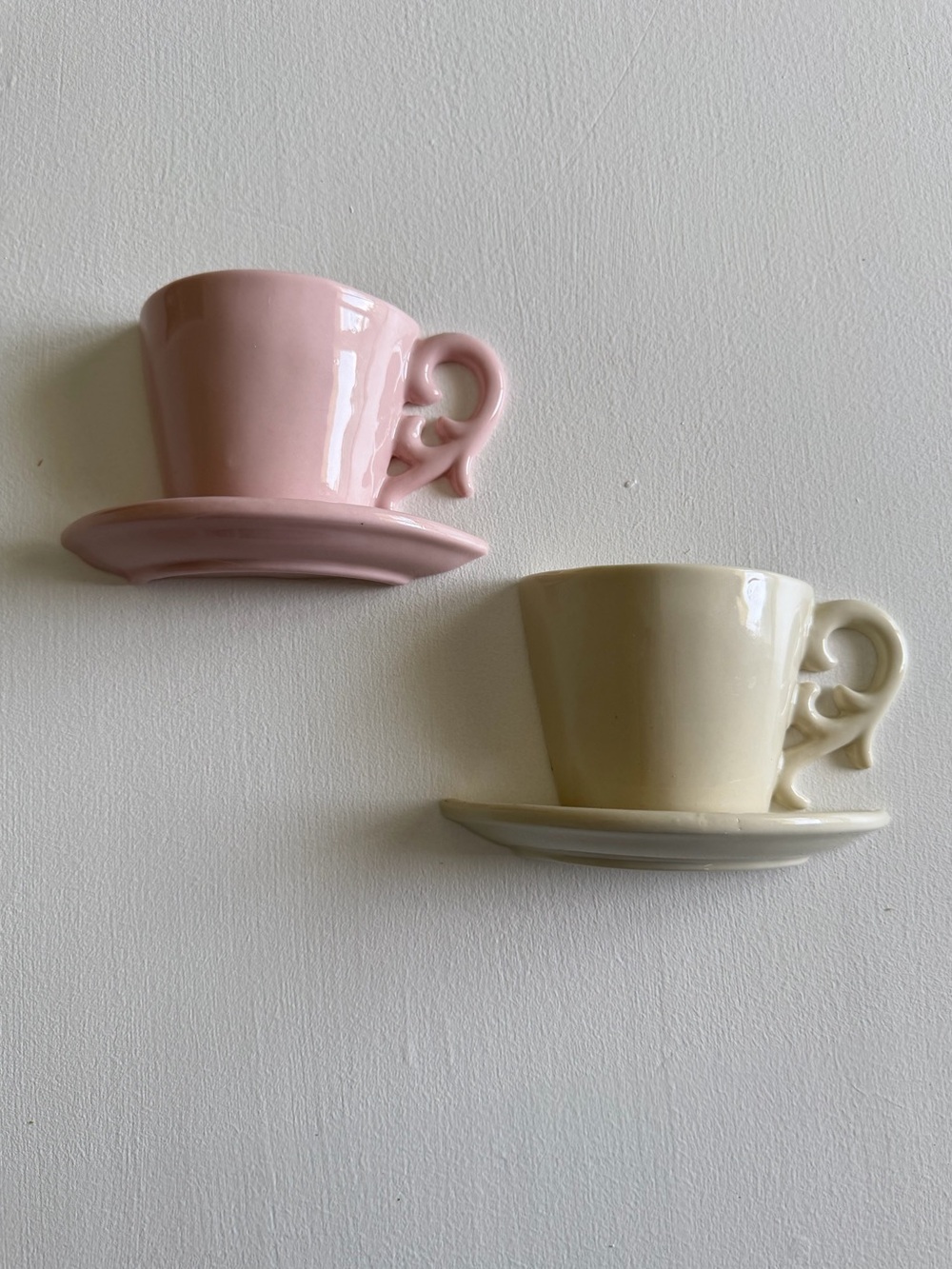 Two Teacup Wall Pockets Pink Cream - Picture 3 of 7